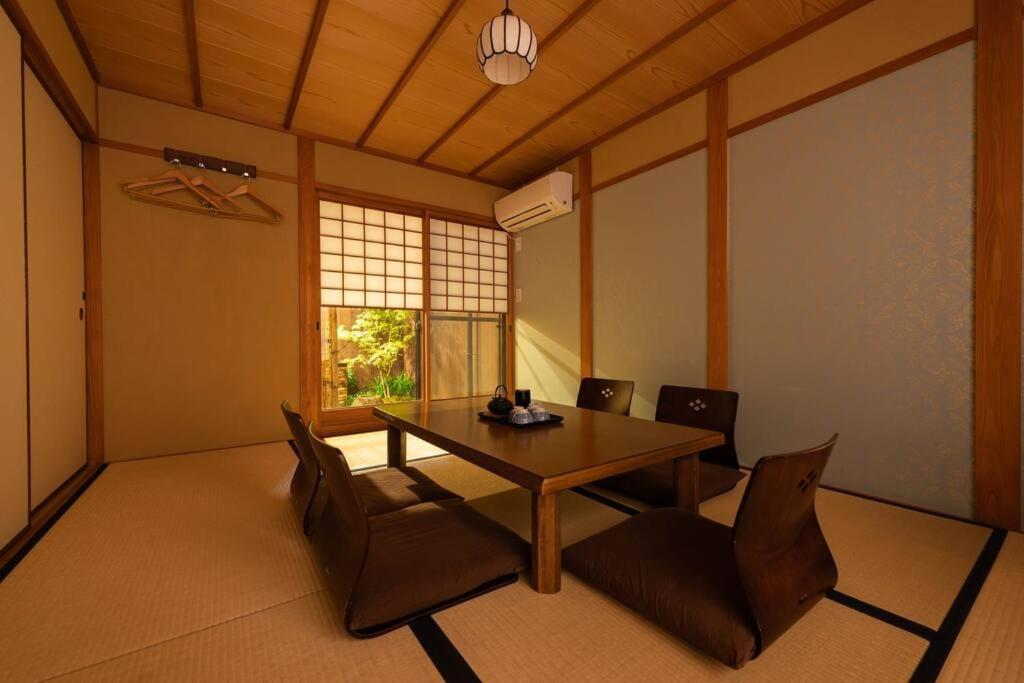 京都市 祇園せいじ庵。お風呂が素敵な貸切京町家。Netflix見放題。ヴィラ エクステリア 写真